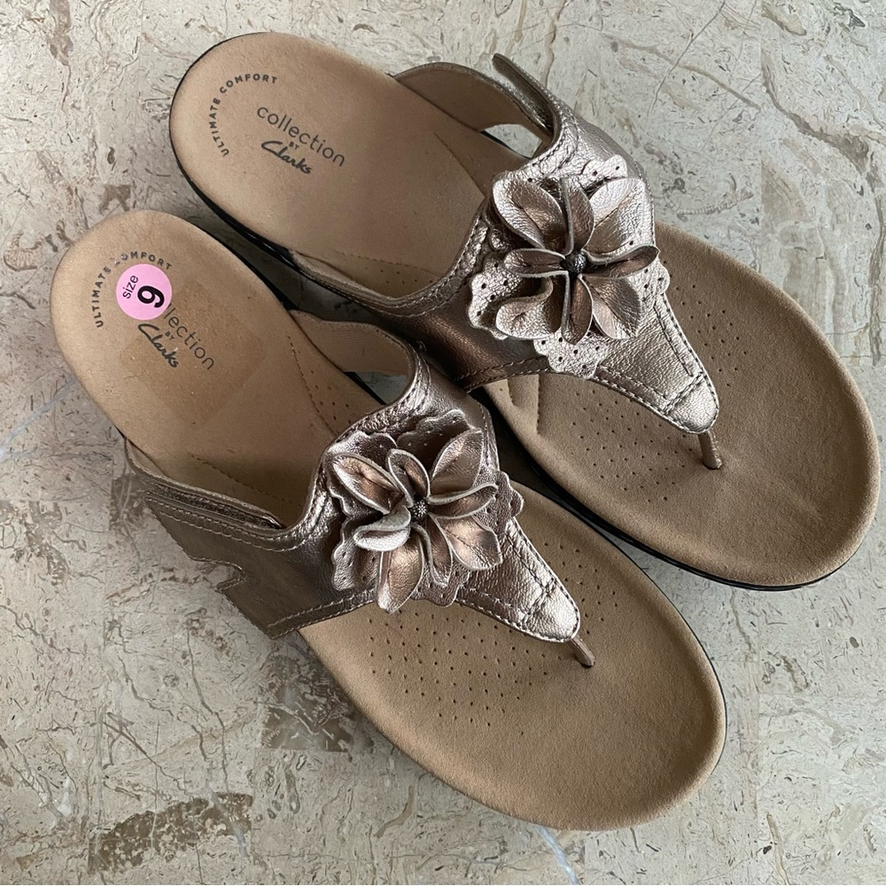 Clark’s Collection Ultimate Comfort Laurieann Gema Thong Sandal Metallic Size 9